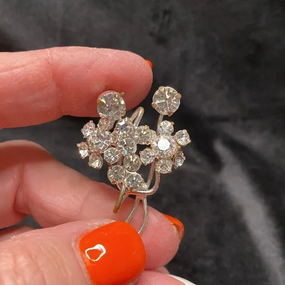Vintage rhinestone brooch - Picture 2 of 7